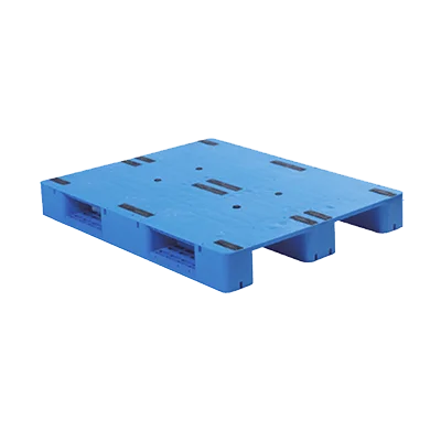 Solid top plastic pallets