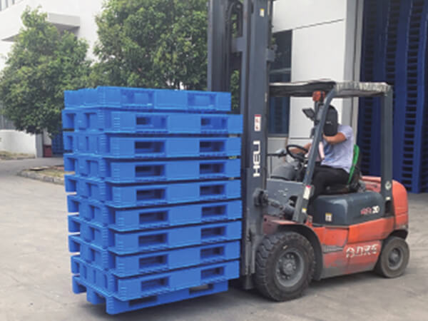 key features of rackable plastic pallets -06