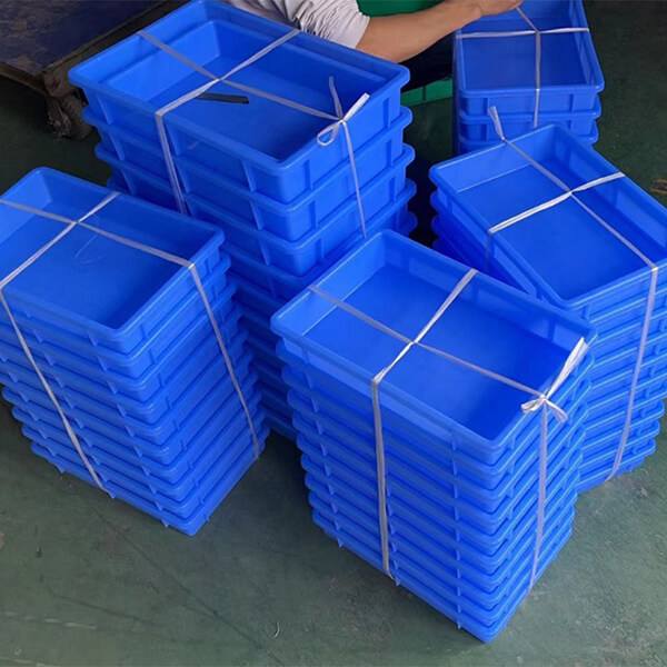 industrial plastic trays