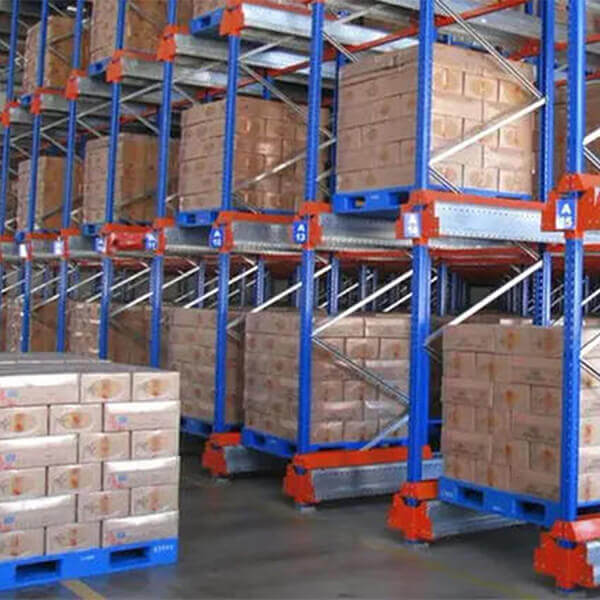 Use Scenarios of plastic pallets for warehousing and distribution center